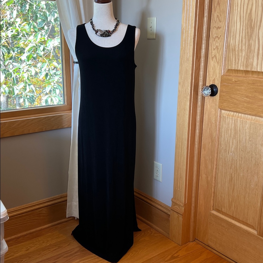Chico's Travelers Classic Long Black Sleeveless Dress